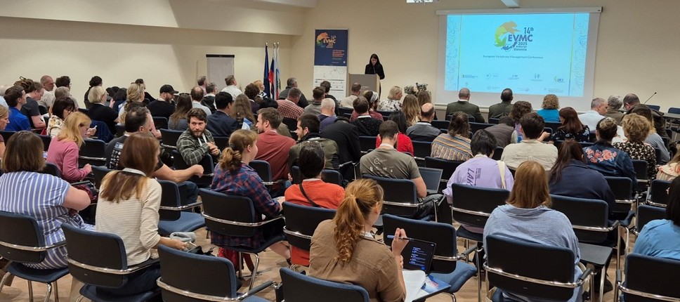 Več kot 230 raziskovalcev z vsega sveta v Ankaranu predstavlja najnovejše ugotovitve o upravljanju vretenčarjev
